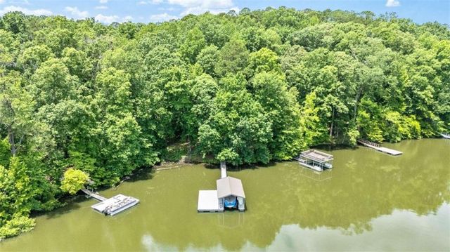 183 Indian Bend Drive, Lagrange, GA 30240