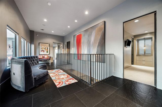 5311 Queensloch Drive, Houston, TX 77096