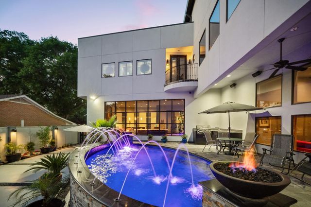 5311 Queensloch Drive, Houston, TX 77096