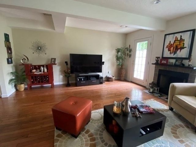 10 Merganser Way 10, Walpole, MA 02081