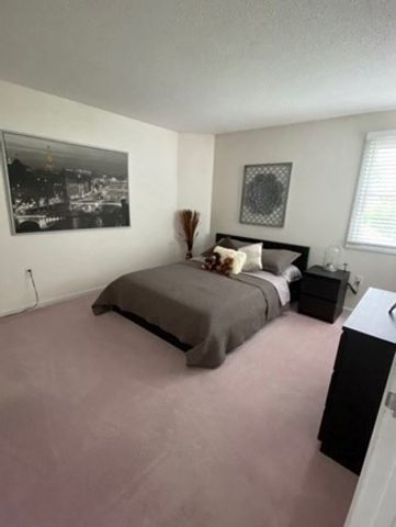 10 Merganser Way 10, Walpole, MA 02081