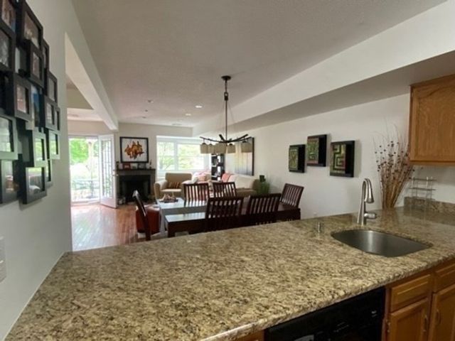 10 Merganser Way 10, Walpole, MA 02081