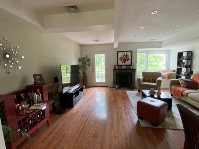 10 Merganser Way 10, Walpole, MA 02081