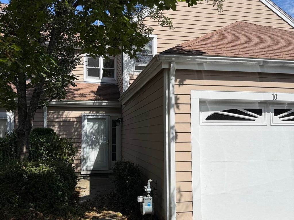 10 Merganser Way 10, Walpole, MA 02081