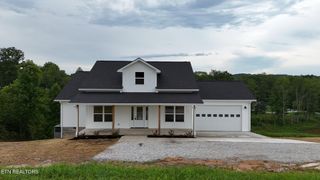 167 Pine Creek Rd, Oneida, TN 37841