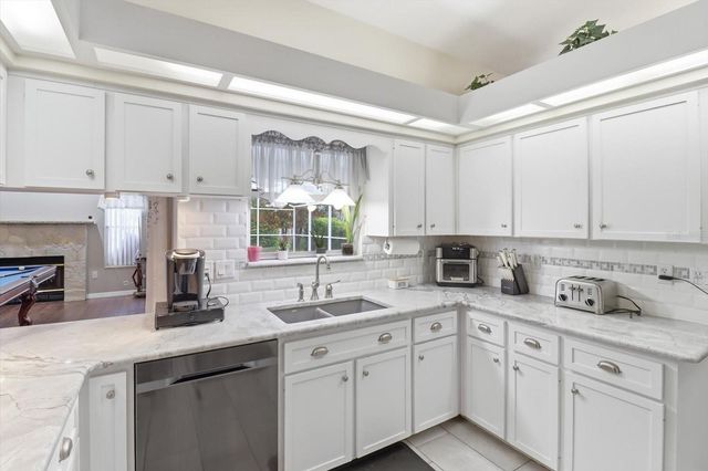 35103 RIVERSIDE COURT, Leesburg, FL 34788