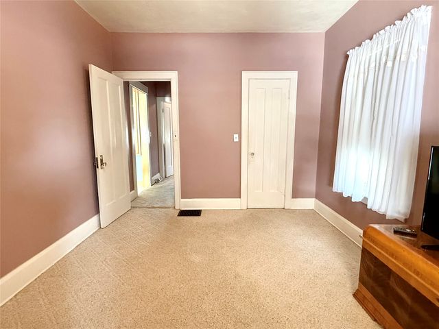 3016 WOODLAWN Avenue, Erie, PA 16510