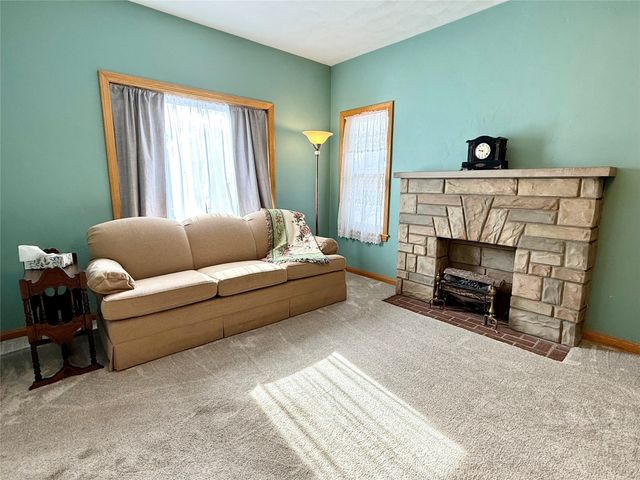 3016 WOODLAWN Avenue, Erie, PA 16510