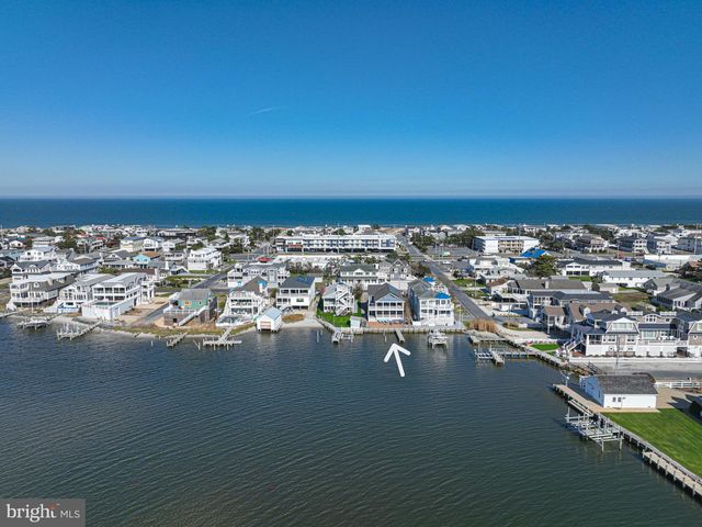 1502 BAY ST, Fenwick Island, DE 19944