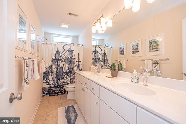 1502 BAY ST, Fenwick Island, DE 19944