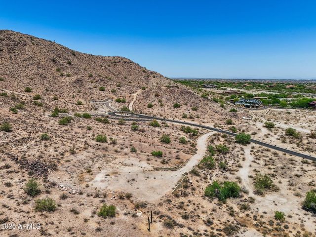 3284 N HIGHLANDS Drive, Buckeye, AZ 85396