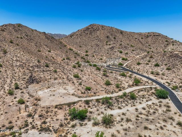 3284 N HIGHLANDS Drive, Buckeye, AZ 85396