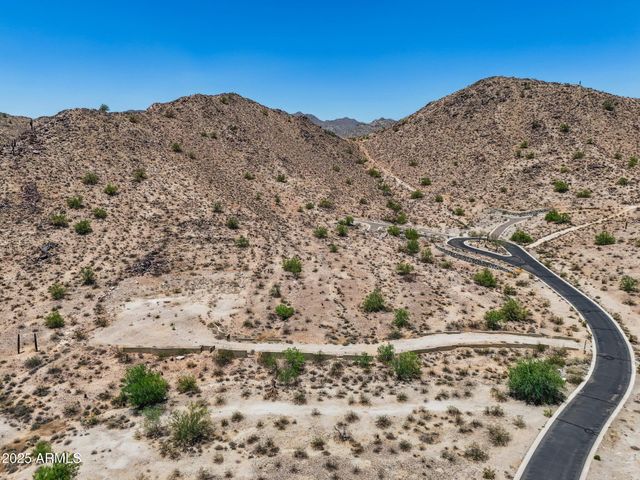 3284 N HIGHLANDS Drive, Buckeye, AZ 85396