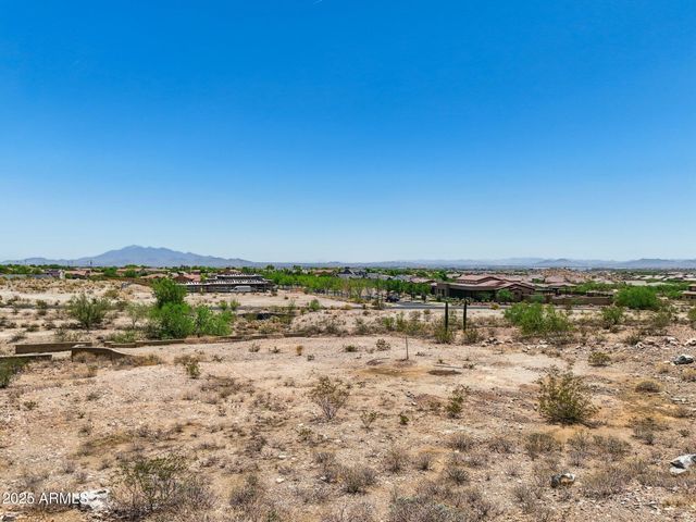 3284 N HIGHLANDS Drive, Buckeye, AZ 85396