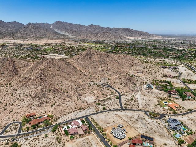 3284 N HIGHLANDS Drive, Buckeye, AZ 85396