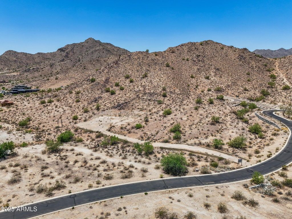 3284 N HIGHLANDS Drive, Buckeye, AZ 85396 — photo 2