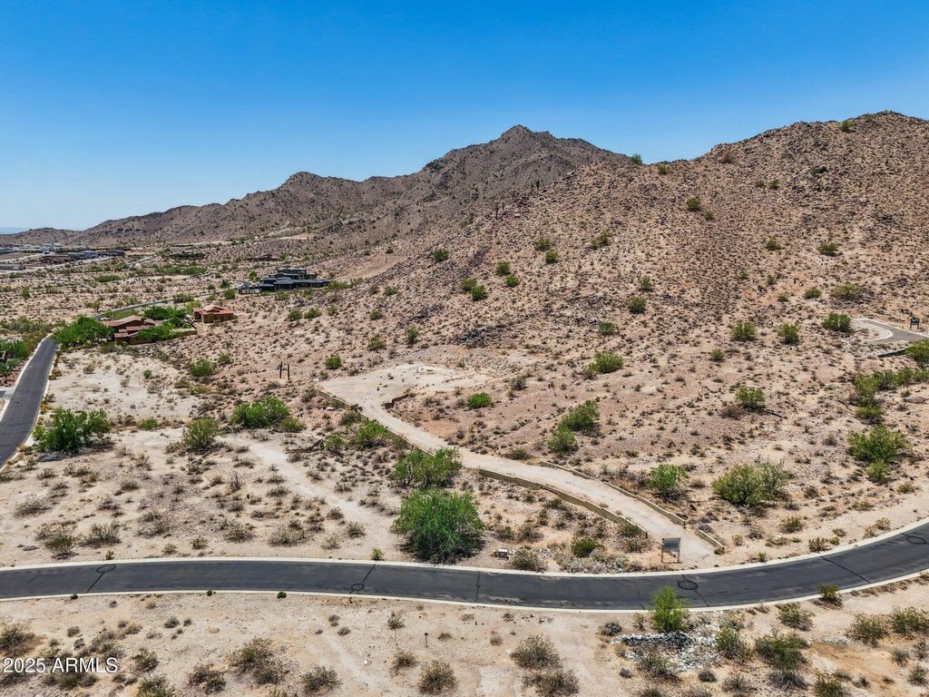 3284 N HIGHLANDS Drive, Buckeye, AZ 85396 — photo 3