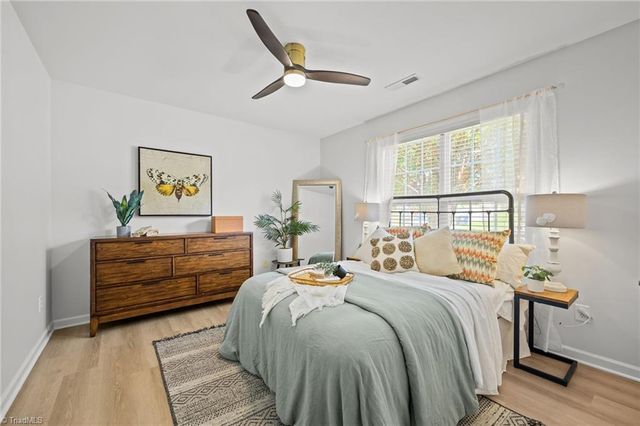 5748 Fox Chase Drive, Winston-salem, NC 27105