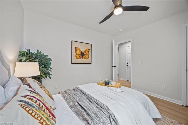 5748 Fox Chase Drive, Winston-salem, NC 27105