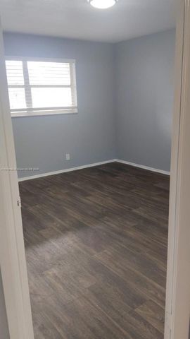 7910 N Colony Cir N 305, Tamarac, FL 33321