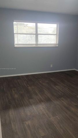 7910 N Colony Cir N 305, Tamarac, FL 33321