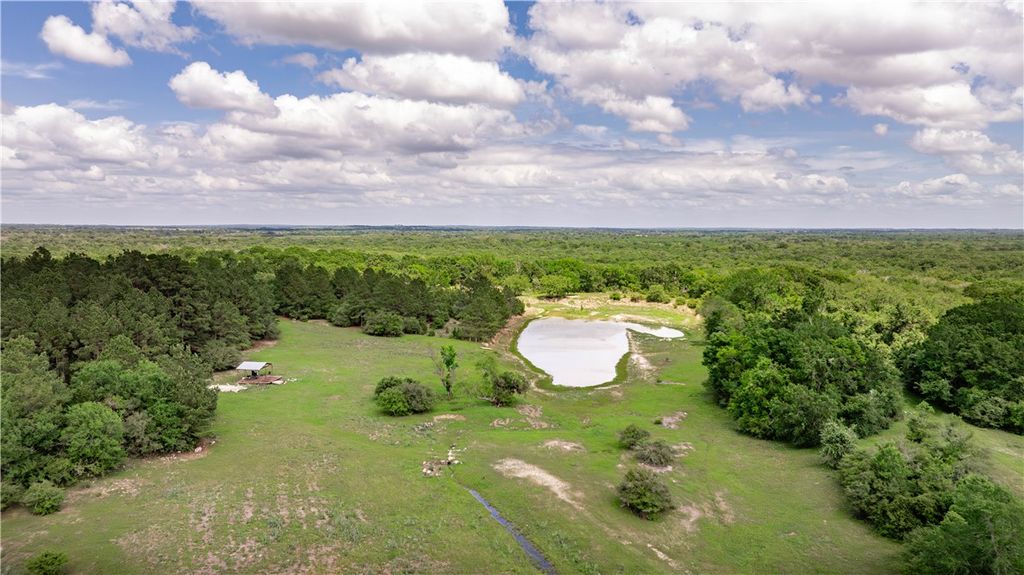 2199 Navasota Ridge (Pvt), Navasota, TX 77868 — exterior