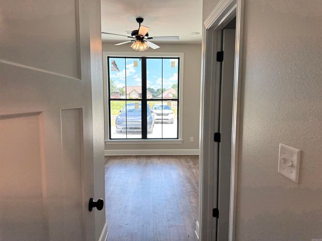 1233 Fern Court, Searcy, AR 72143