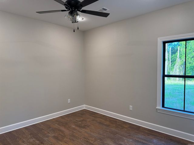 1233 Fern Court, Searcy, AR 72143