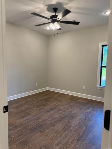 1233 Fern Court, Searcy, AR 72143