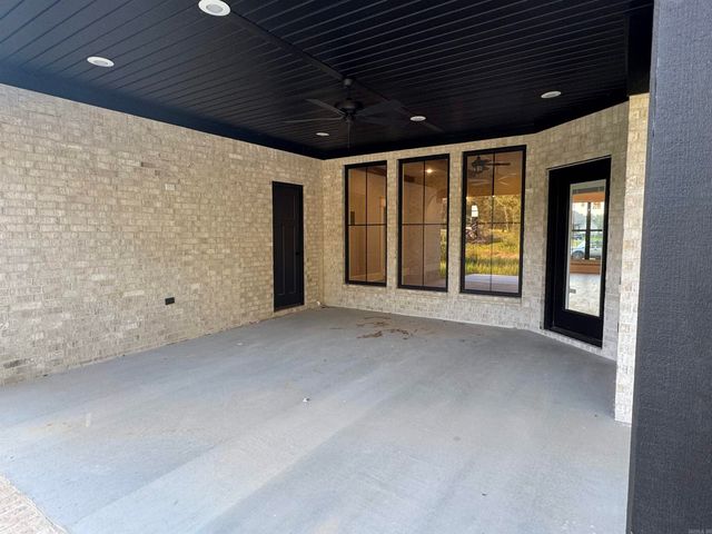 1233 Fern Court, Searcy, AR 72143