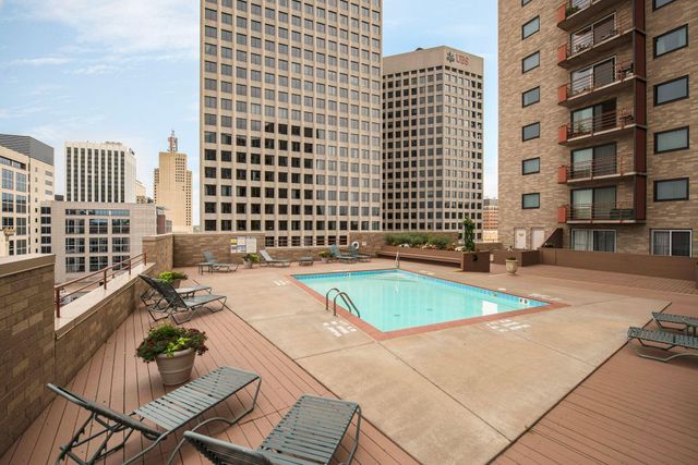 66 9th Street 2501, Saint Paul, MN 55101