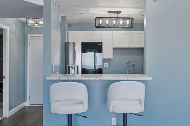 66 9th Street 2501, Saint Paul, MN 55101