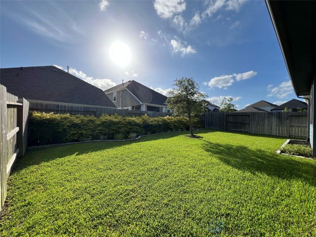 19332 Poppy Village Cir, Magnolia, TX 77355