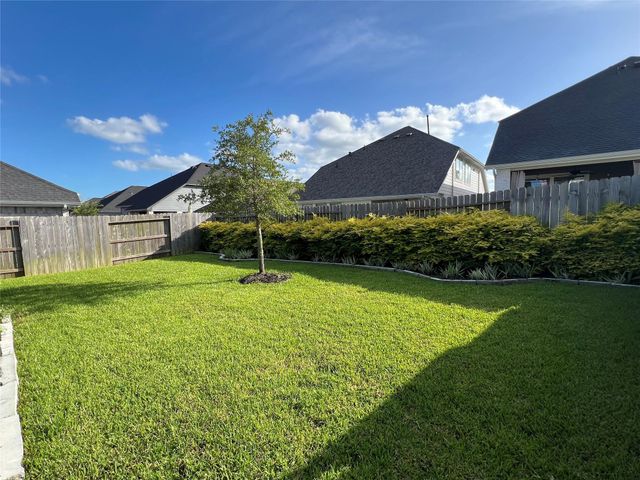 19332 Poppy Village Cir, Magnolia, TX 77355