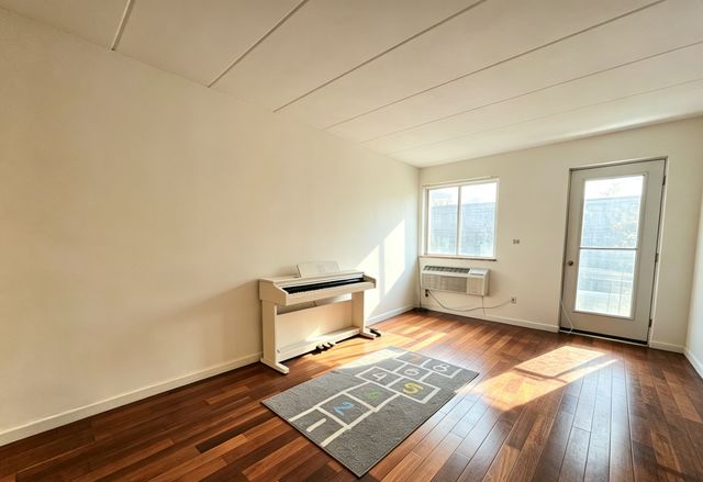 7601 113th St Apt 3C, New York City, NY 11375