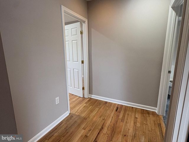 5126 CALL PL SE, Washington, DC 20019