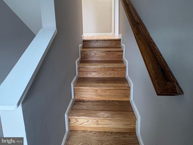 5126 CALL PL SE, Washington, DC 20019