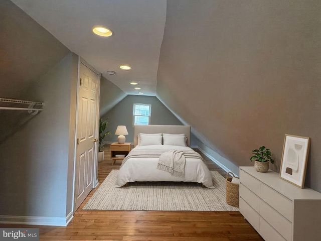 5126 CALL PL SE, Washington, DC 20019