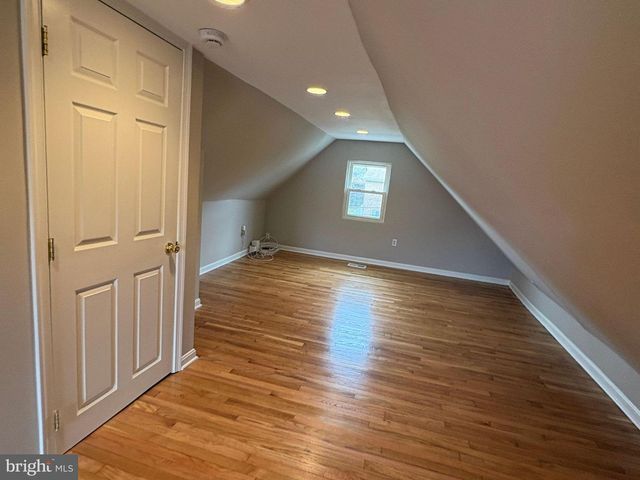 5126 CALL PL SE, Washington, DC 20019