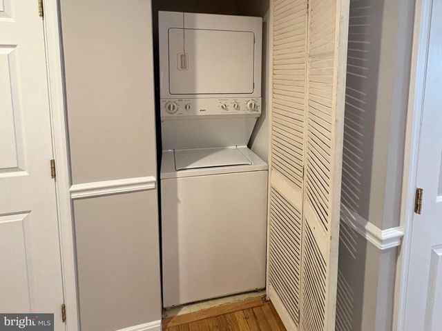 5126 CALL PL SE, Washington, DC 20019