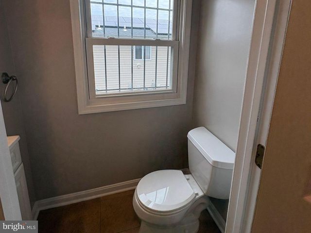 5126 CALL PL SE, Washington, DC 20019