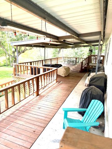 860 Plum Tree, Livingston, TX 77351