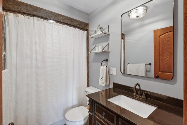 2829 Hampshire Avenue S, Saint Louis Park, MN 55426