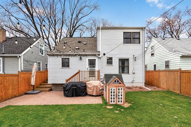 2829 Hampshire Avenue S, Saint Louis Park, MN 55426