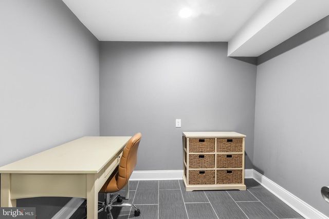 2422 S JUNIPER ST, Philadelphia, PA 19148