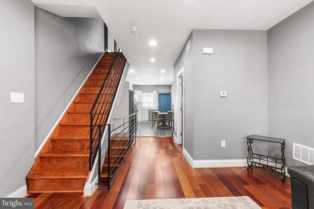 2422 S JUNIPER ST, Philadelphia, PA 19148