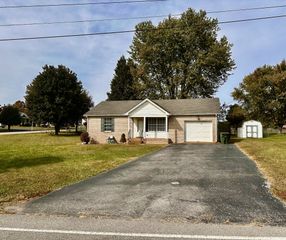 98 Ezell Court, Portland, TN 37148