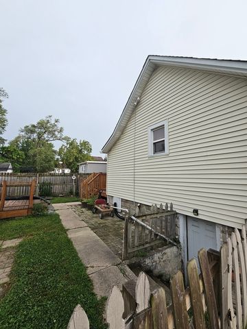 15715 S Park Avenue, South Holland, IL 60473