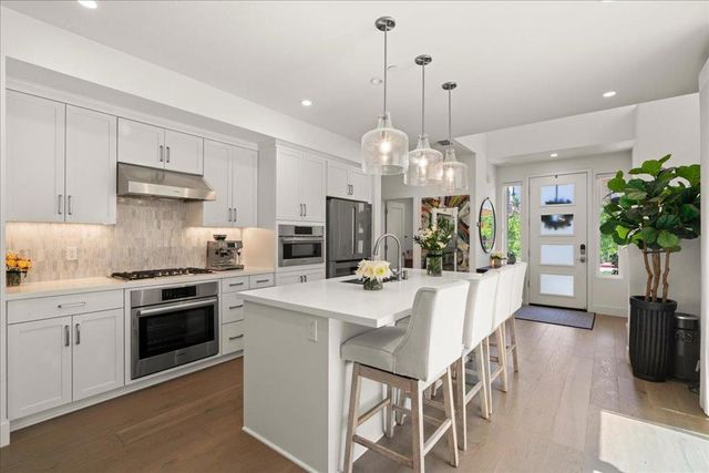 15040 Briggs Court, Los Gatos, CA 95032