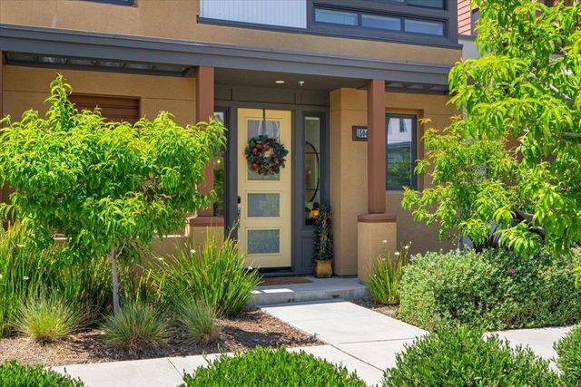 15040 Briggs Court, Los Gatos, CA 95032